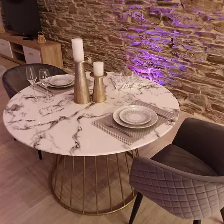 Loft Blanc Daire Trois-Ponts